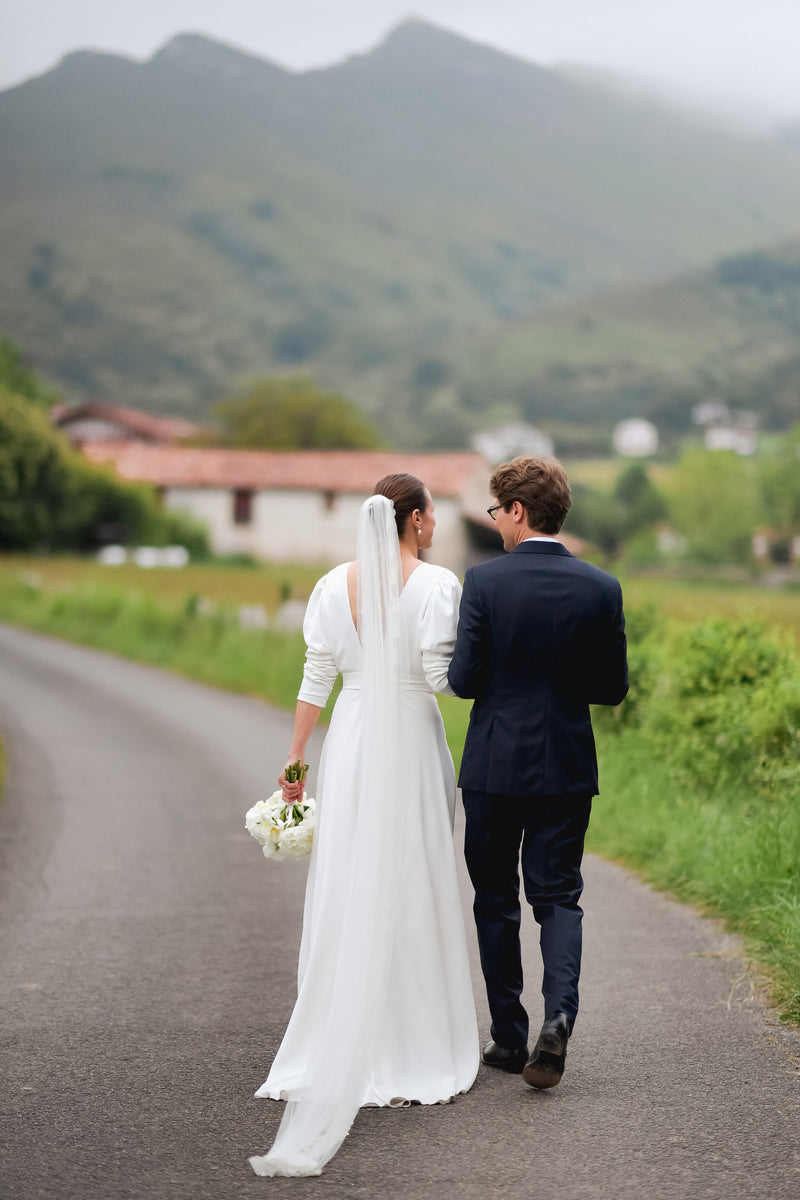 A Romantic French Wedding with Our Naia Single Earrings – From Ceremony to Celebration