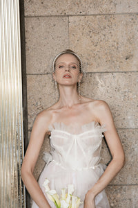 Bandeau violet avec voile