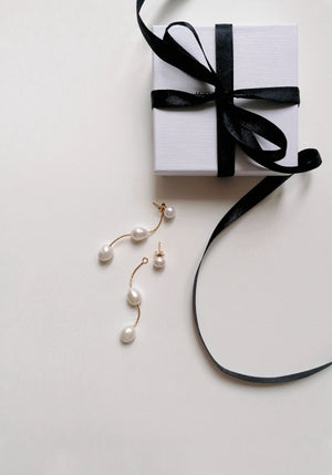 Dune Blanc Drop Earrings